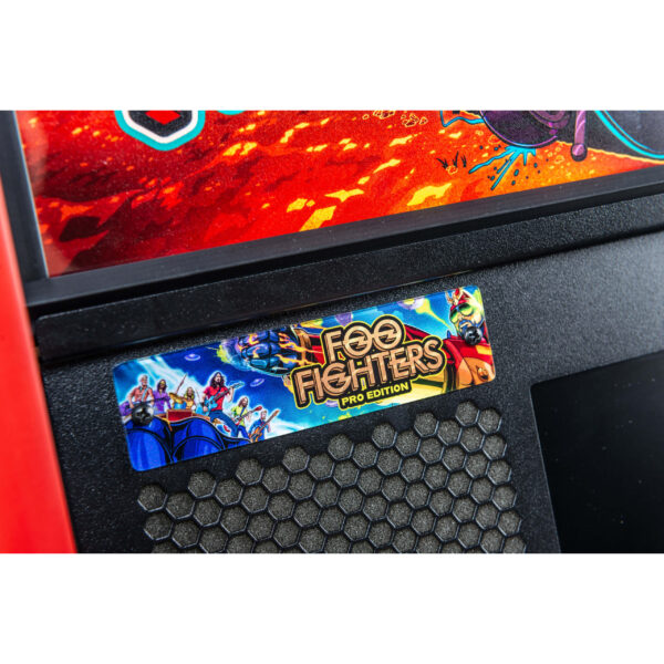 FooFighters-Pro-Details-Strobe-01-scaled-1.jpg Foo Fighters Pro Pinball Machine by Stern