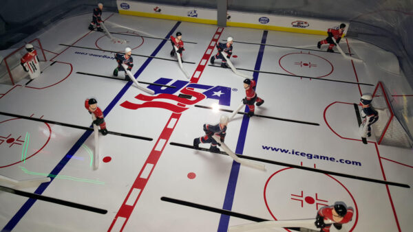 canada-4.jpg USA vs Canada Super Chexx Pro Bubble Hockey