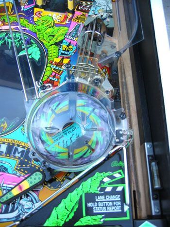 cftblpf1.jpg Creature From the Black Lagoon Pinball Machine by Bally