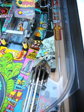 cftblpf3.jpg Creature From the Black Lagoon Pinball Machine by Bally