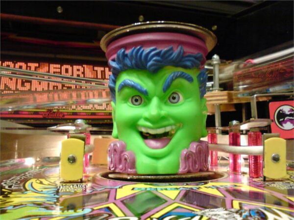 Cirqus Voltaire Pinball Machine by Bally