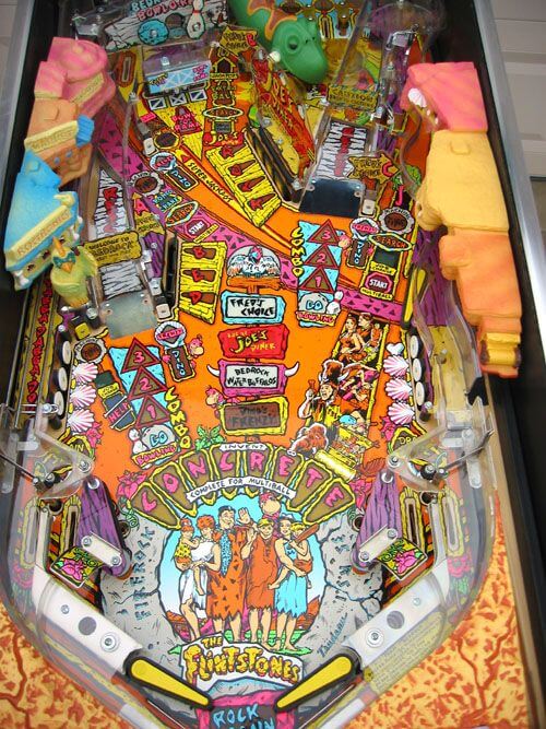 flintpf.jpg Flintstones Pinball Machine by Williams