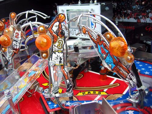 nbafbpf4.jpg NBA Fastbreak Pinball Machine by Bally